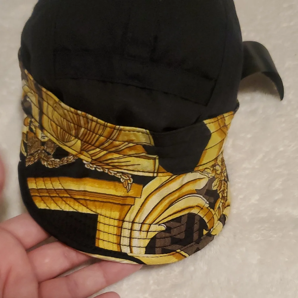 FENDACE Fendi x Versace Silk Cap Hat - Picture 12 of 17